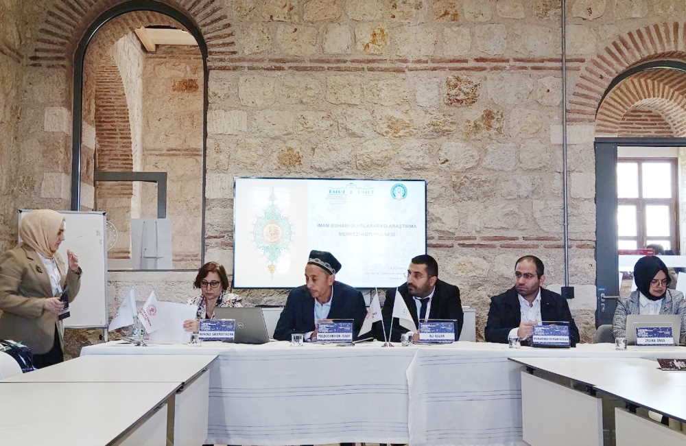 Марказ тажрибаси – Истанбул симпозиумида